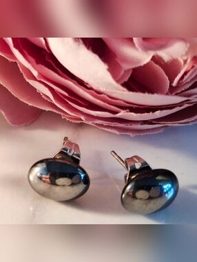 Vintage 80s ✨️🖤Stylish Stud Earrings